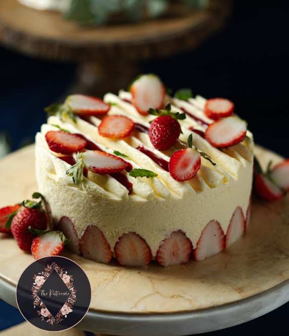 French Strawberry Cake
