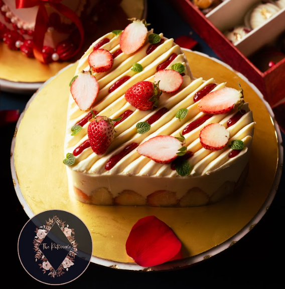 Heart Shaped French Strawberry Cake ( 2 Pounds)