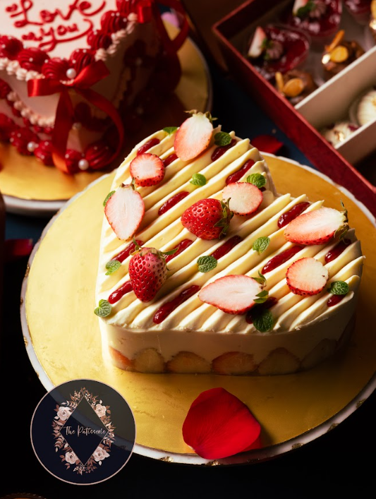 Heart Shaped French Strawberry Cake ( 2 Pounds)